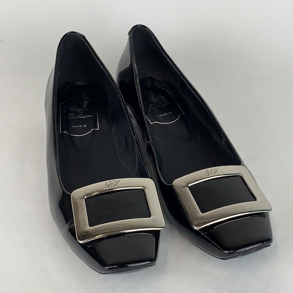 Roger Vivier Shoes - Roger Vivier flats